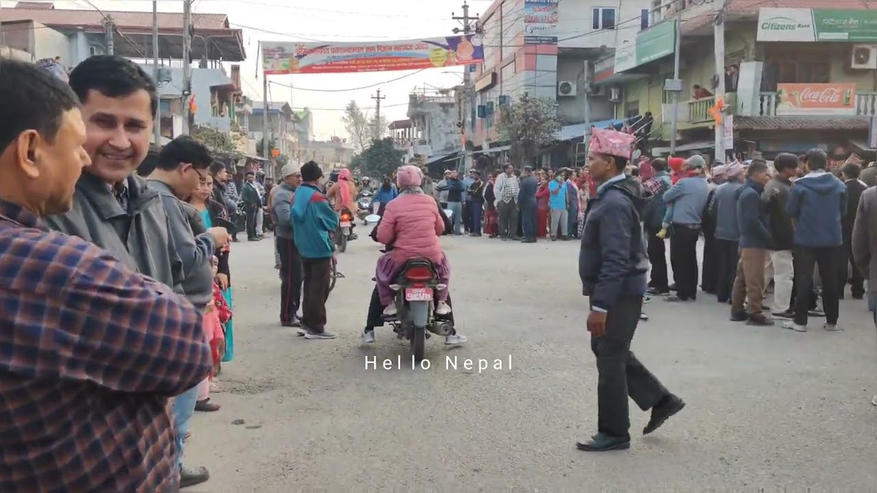 शुद्धोधन फर्सटिकरमा रास्वपा सभापति रवि लामिछानेको प्रतीक्षामा कार्यकर्ता एवं शुभेच्छुकहरू l 