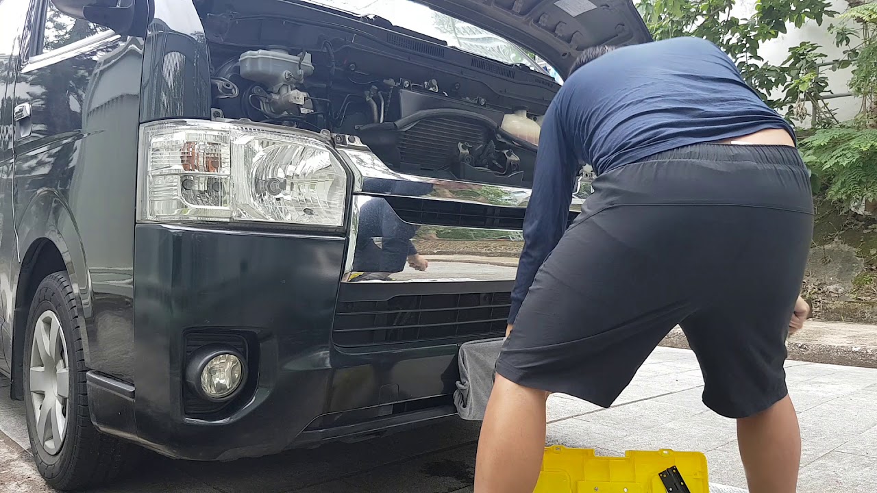 Diy豐田toyota Hiace 拆卸 和安裝 水箱護罩 鬼面罩Radiator Grille removes