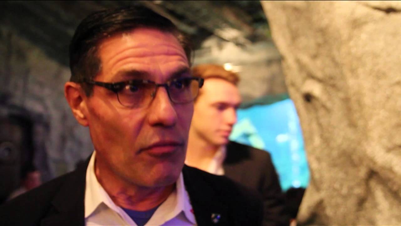 Rückblick auf die erste Saisonhälfte 2013/14 des EHC Neuwied