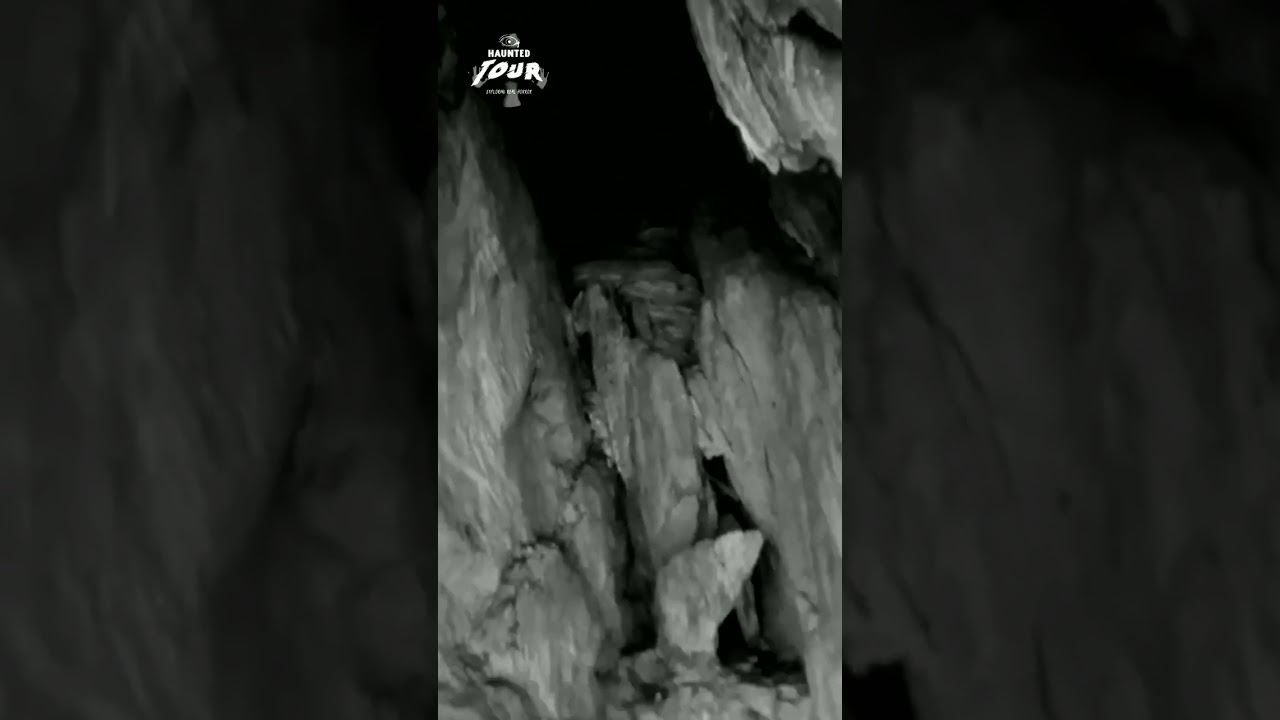 Haunted Gufa 👹👽👿😱☠️😡🧟💀👿😱👹☠️👹#hauntedtour#viralshorts#Gost#scary#viralvideo