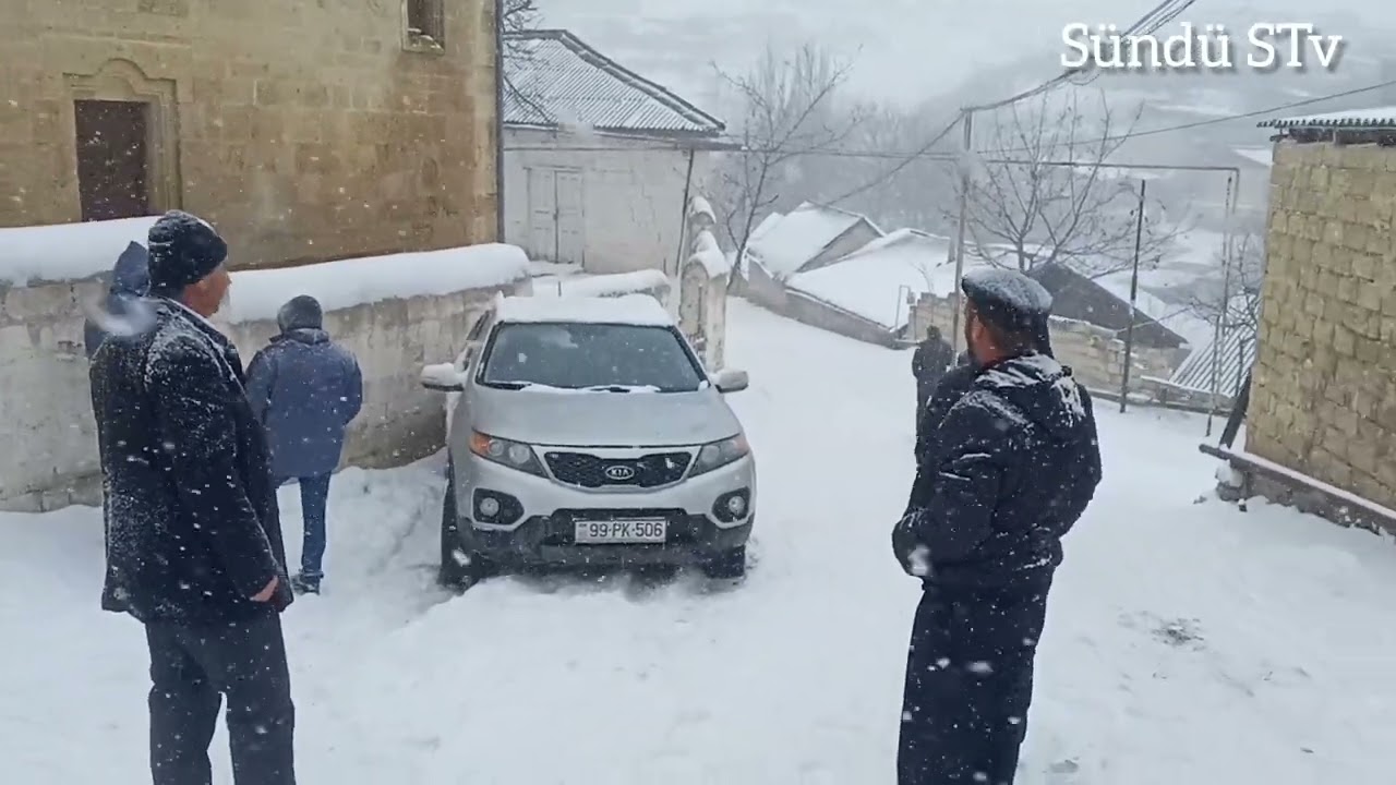 Qar yağanda kəndimizə
