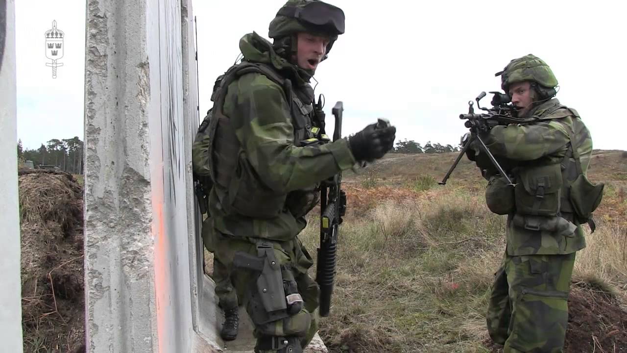 FS 24 skjuter skarpt