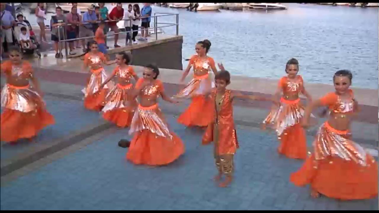 ÁGUILAS PARTE DE TI 28 JULIO 2016 BALLET SERPENTINA
