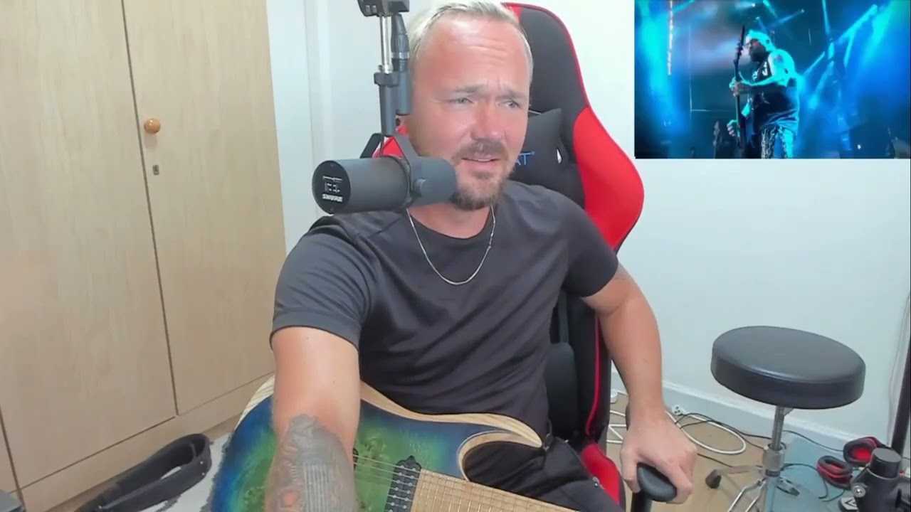 Fredguitarist смотрит концерт Slayer
