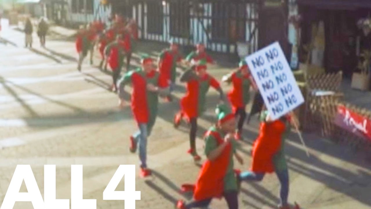 Elves Are Rioting & Gnomes Have Sombreros | Trigger Happy Xmas Special