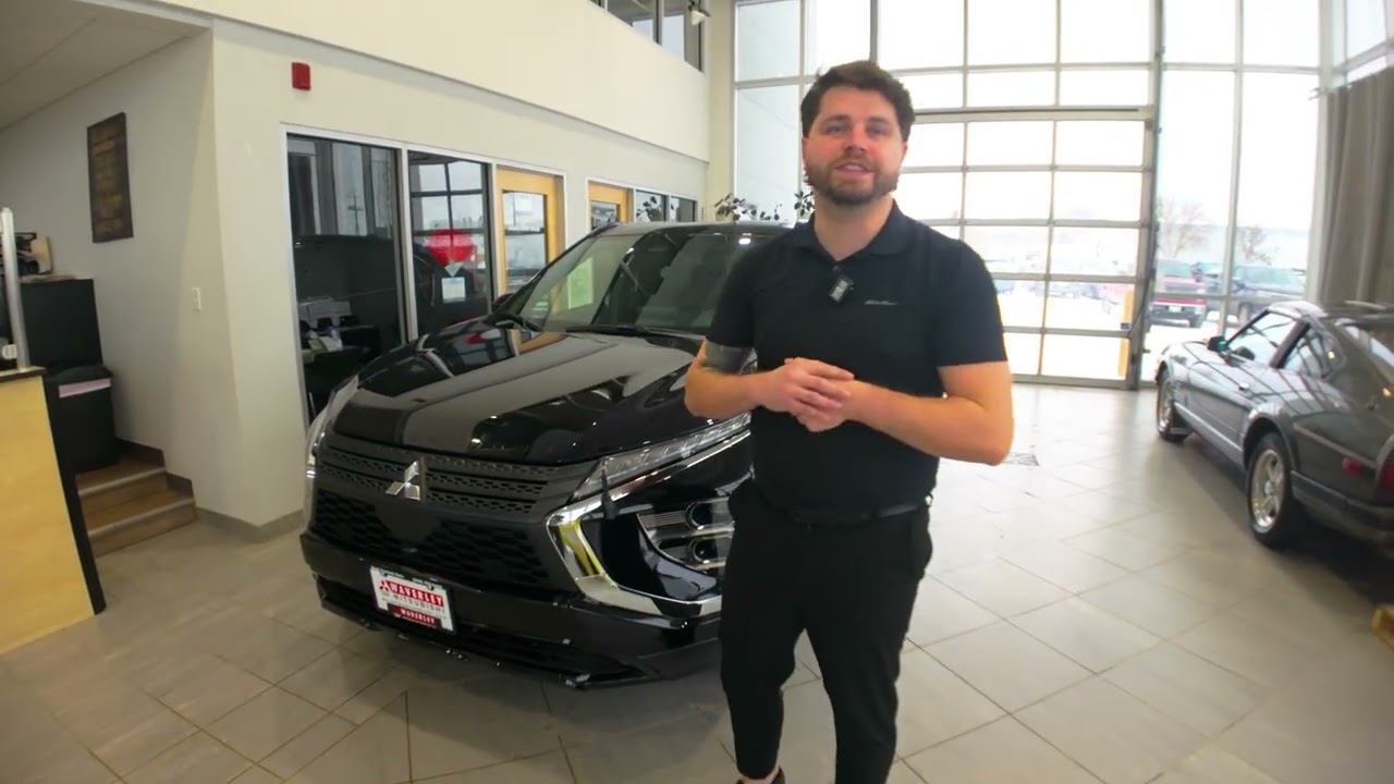 Виртуальный тур по Mitsubishi Eclipse Cross Noir 2026 года