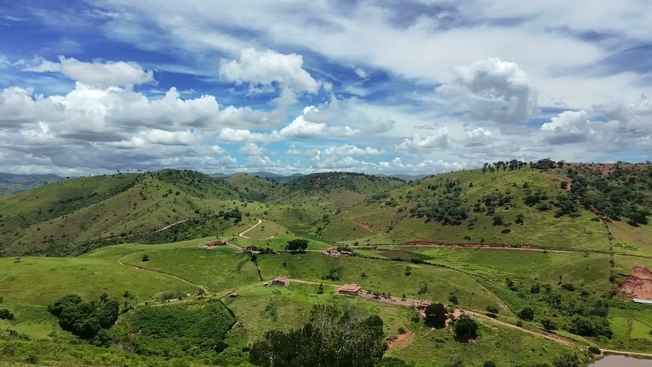 Sobrevoei a Roça e Encontrei Isso…