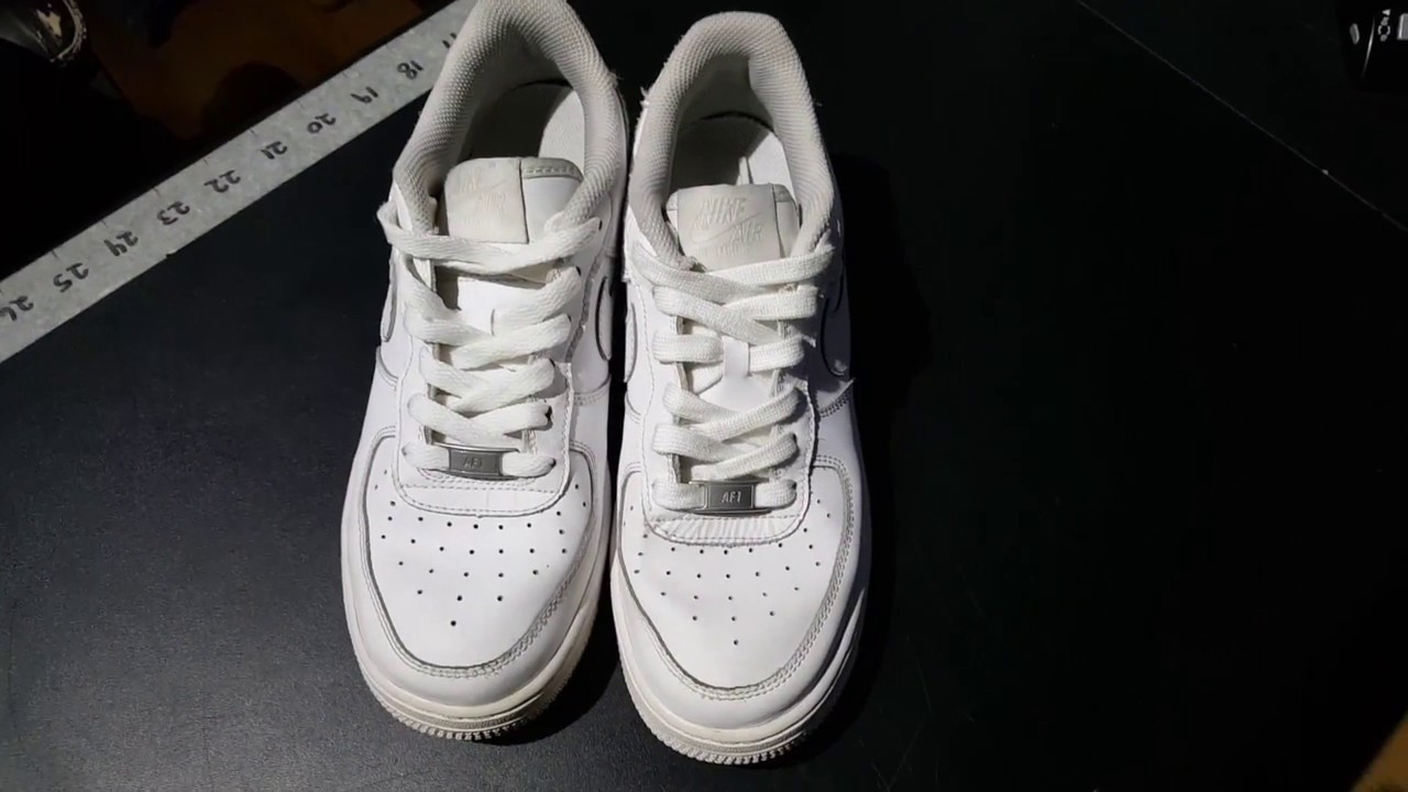 Making Sole Sauce To Remove Yellowing Of Midsoles