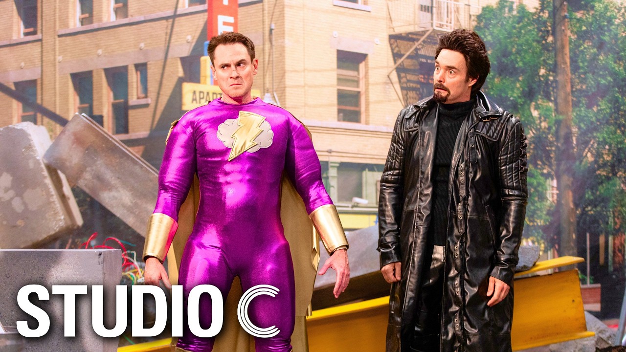 Superhero Reveal (при участии Уилла Форте) — Studio C