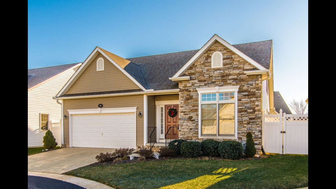 10 Crone Lane | Nancy Bowlus