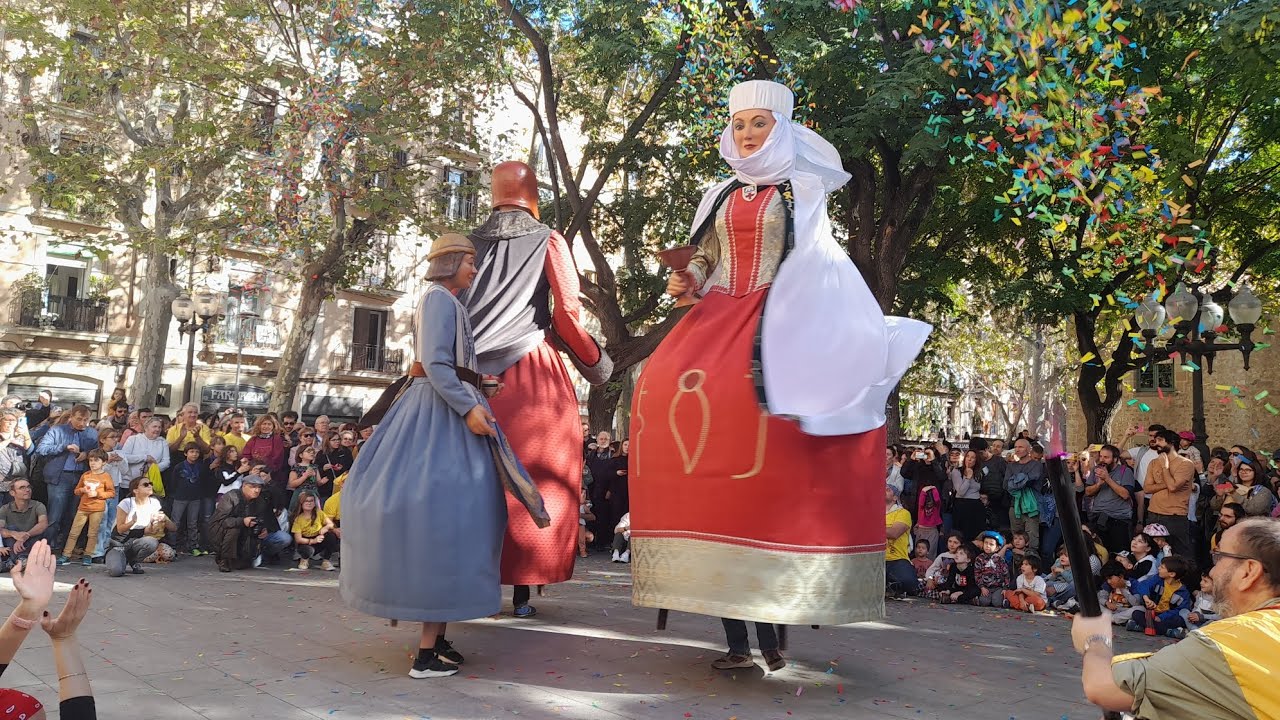 Ball dels gegants del Clot- festa major de Camp de l'Arpa 2022- 6-11-2022