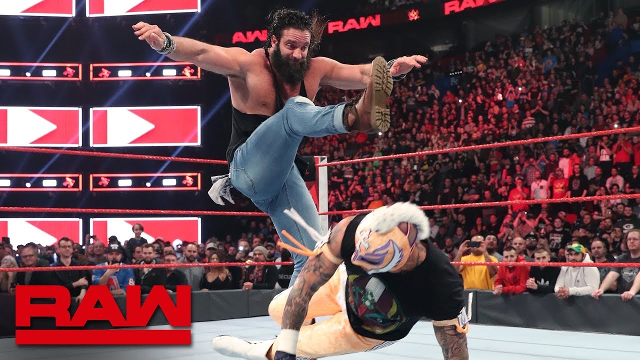 Rey Mysterio interrupts Elias' Superstar Shake-up performance: Raw, April 15, 2019