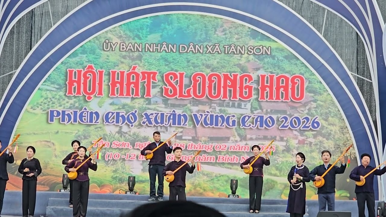 Giao Lưu hát then đàn tính tại lễ hội Soong Hao chợ tình tân sơn