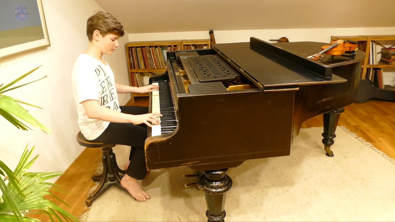 Jonathan Zeilner spielt 