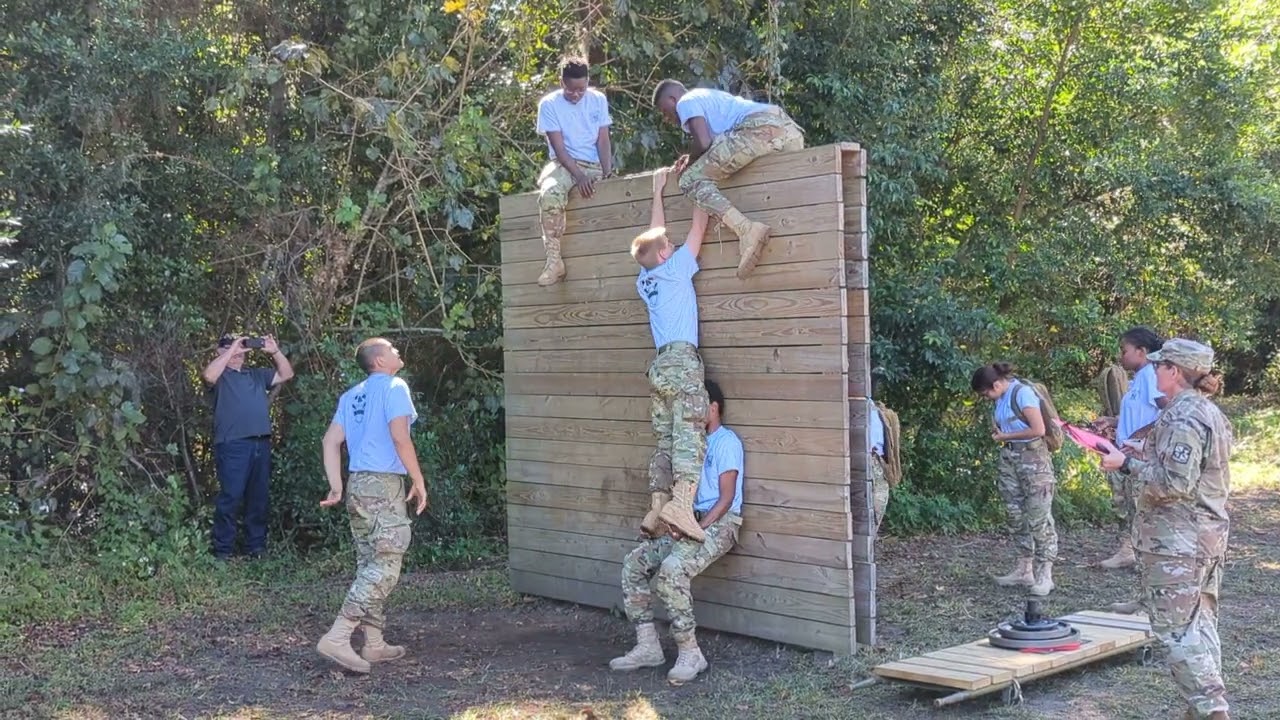 Windsor Forest JROTC Raiders 9 Foot Wall