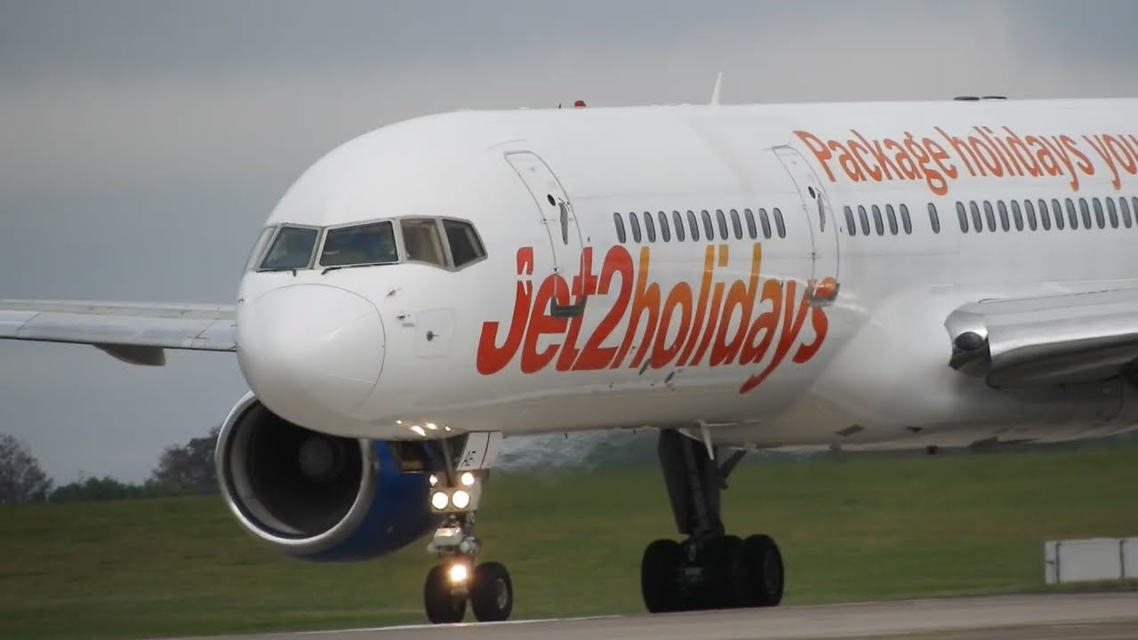 Jet2 Boeing 757 Smokey departure from Manchester
