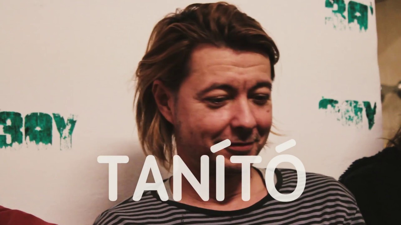 30y - Tan&iacute;t&oacute; / Dalkomment&aacute;r / KERET P&eacute;cs