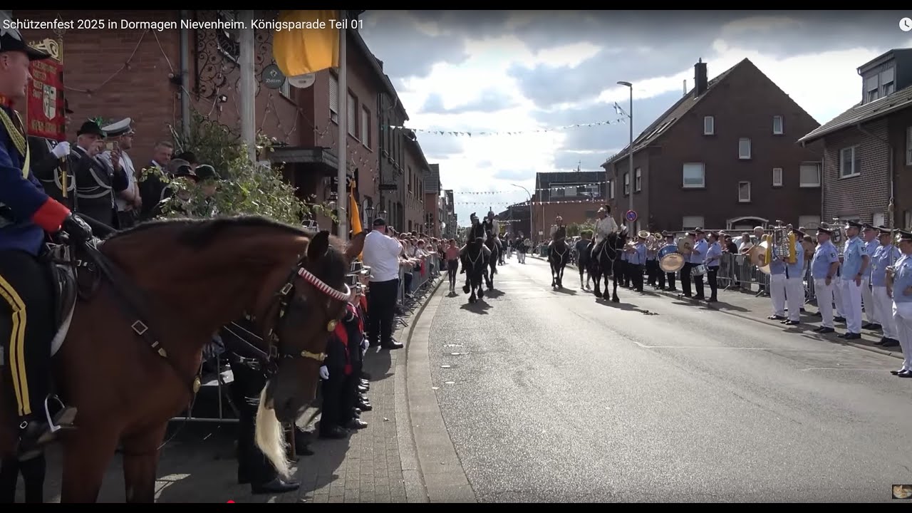 Sch&uuml;tzenfest 2025 in Dormagen Nievenheim. K&ouml;nigsparade Teil 01