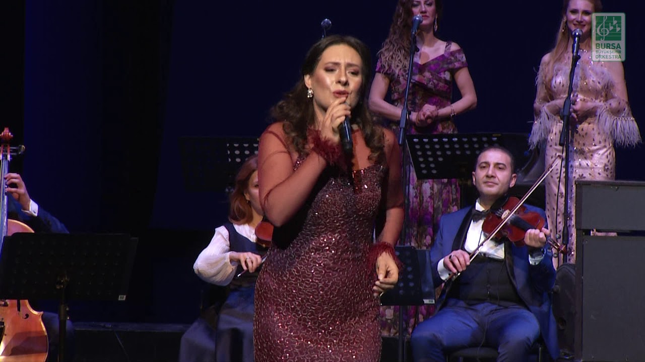 Figen Gen&ccedil;ler - O Kara G&ouml;zlerine G&uuml;zelim Dalıyorum