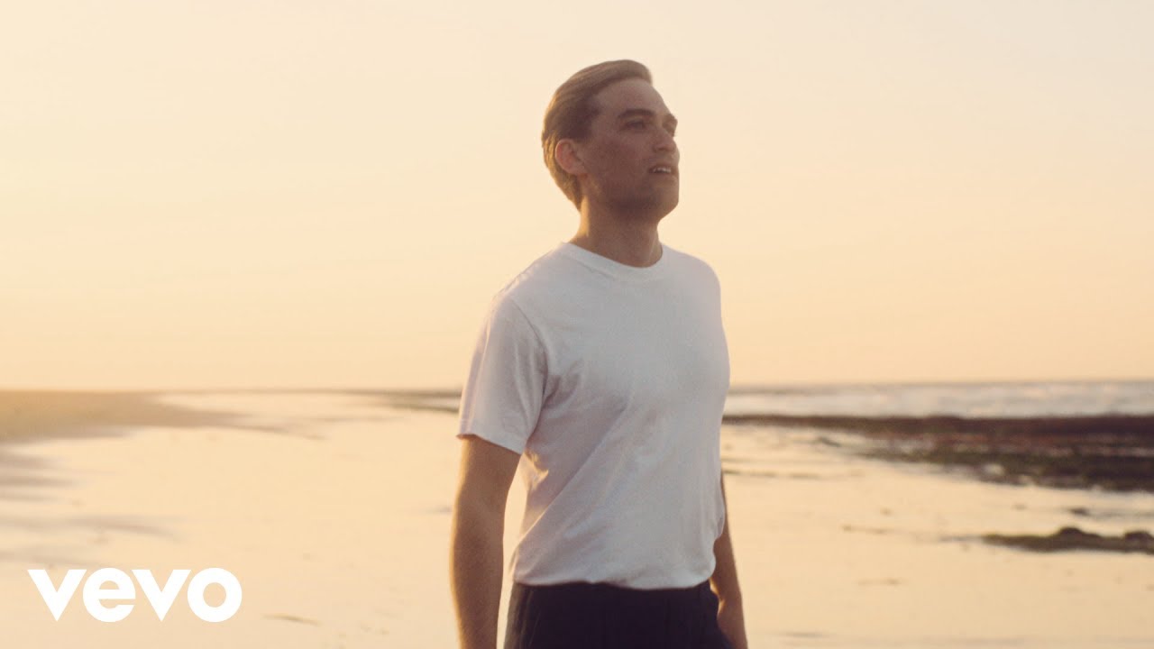 Rhys Lewis - Alone