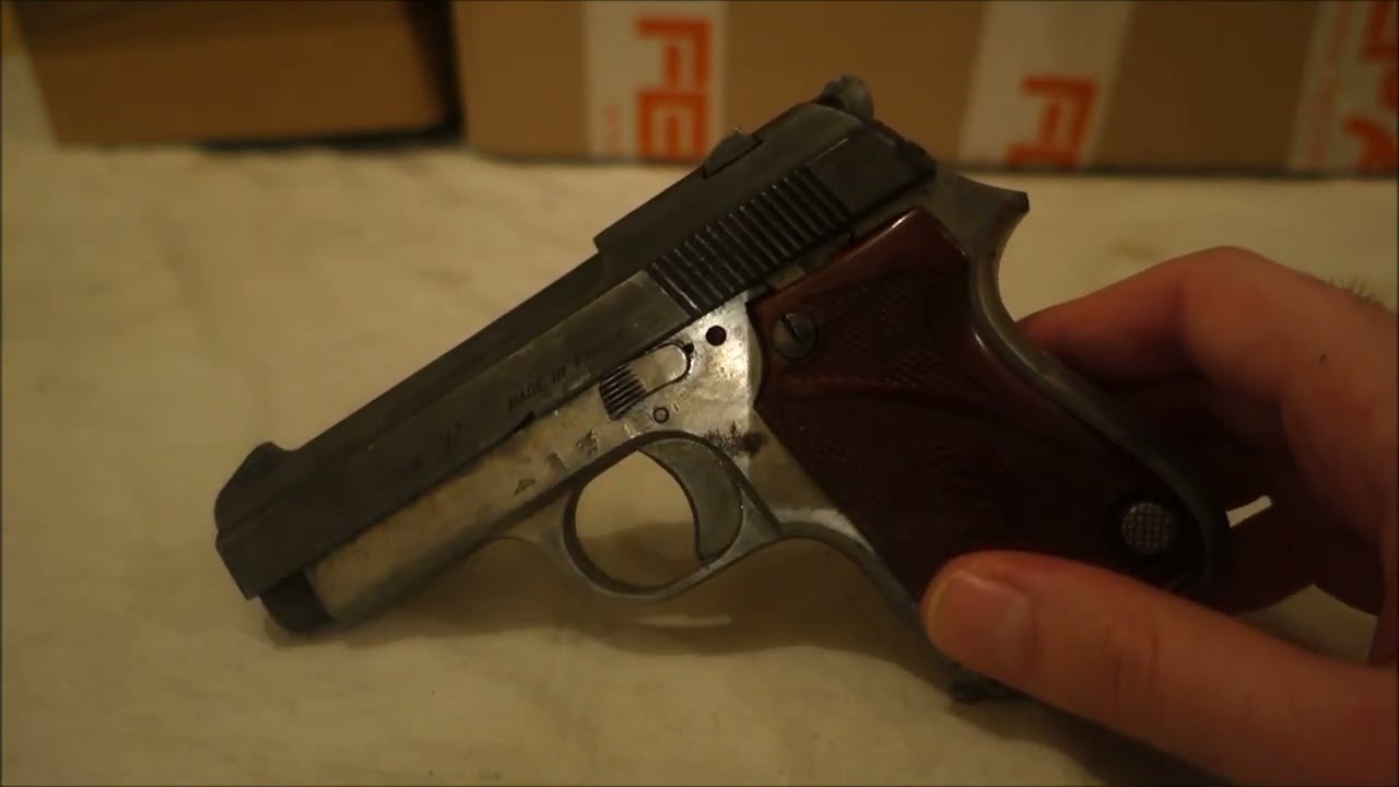 présentation et tuto démontage pistolet UNIQUE modèle L calibre 7,65  ou 32 ACP