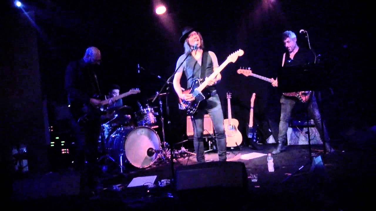 Alessandro Grazian - Non Devi Essere Poetico Mai - Live @ Biko - 17/12/2015