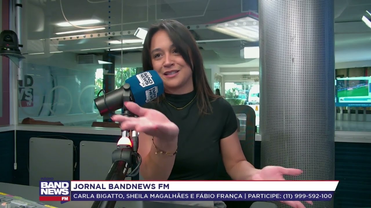 Carla Bigatto &eacute; premiada oitava jornalista mais admirada na categoria '&aacute;udio/texto'