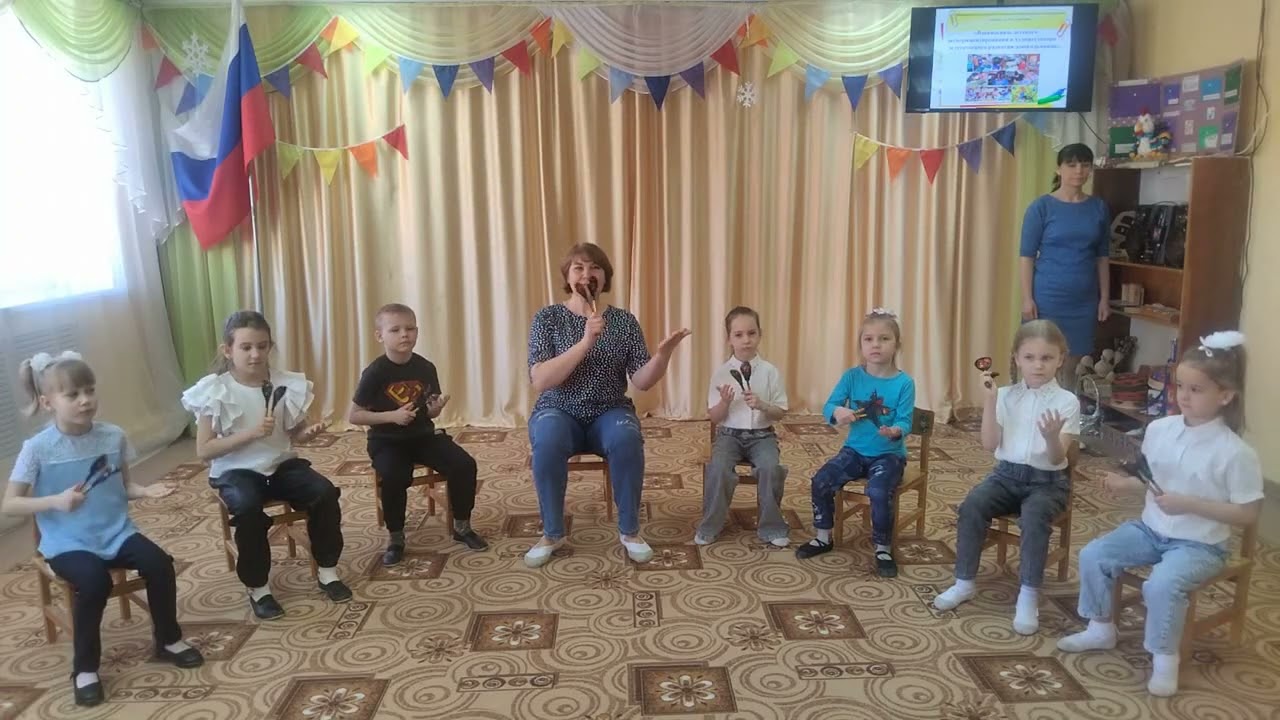 музыкальный  номер: Ансамбль Ложкари 