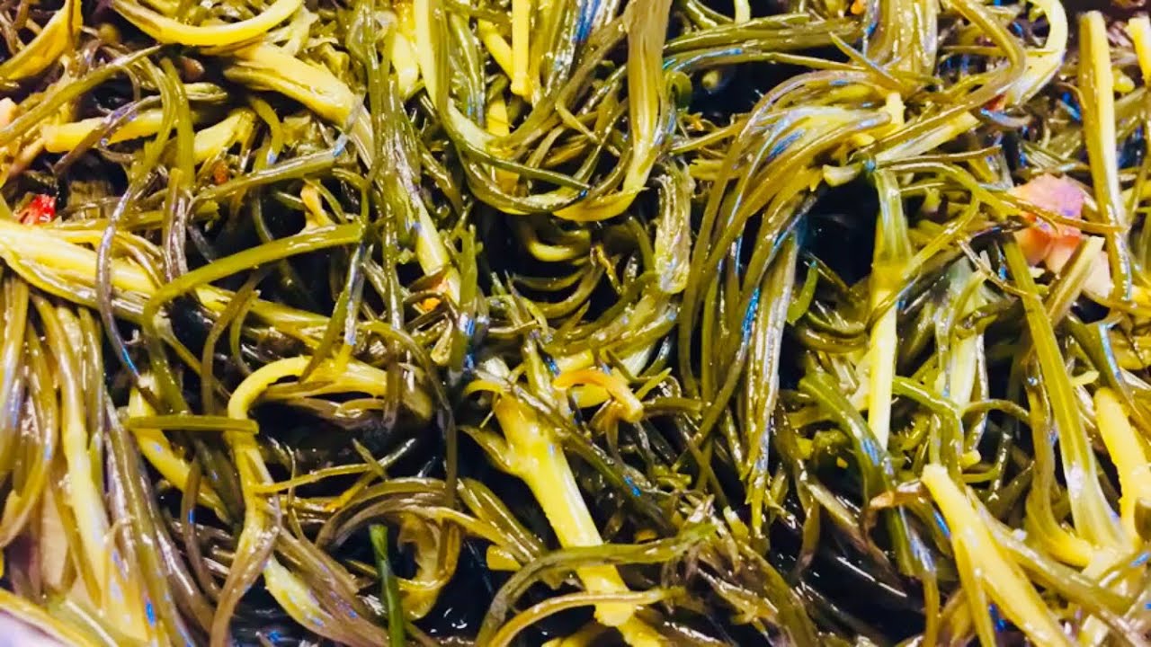 Come pulire e cucinare gli agretti o lischi...puliti in una sola mossa