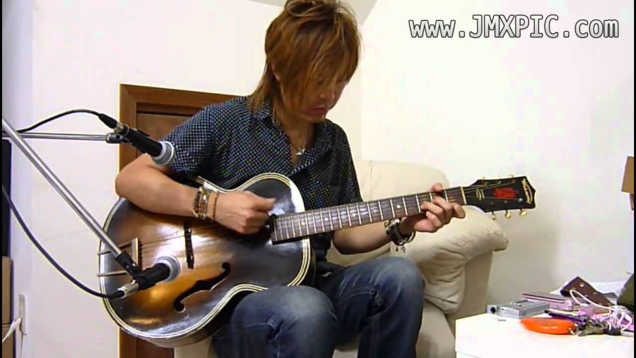 Yahoo! (JP) Auction　出品物: Harmony Archtone H1215 Archtop, 林幸司氏による演奏