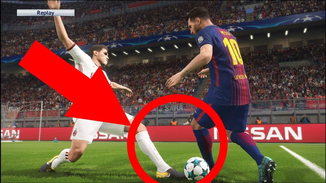 Referee accuracy in PES: Messi gets yellow card for simulation! Watch how great PES 2018 is made!