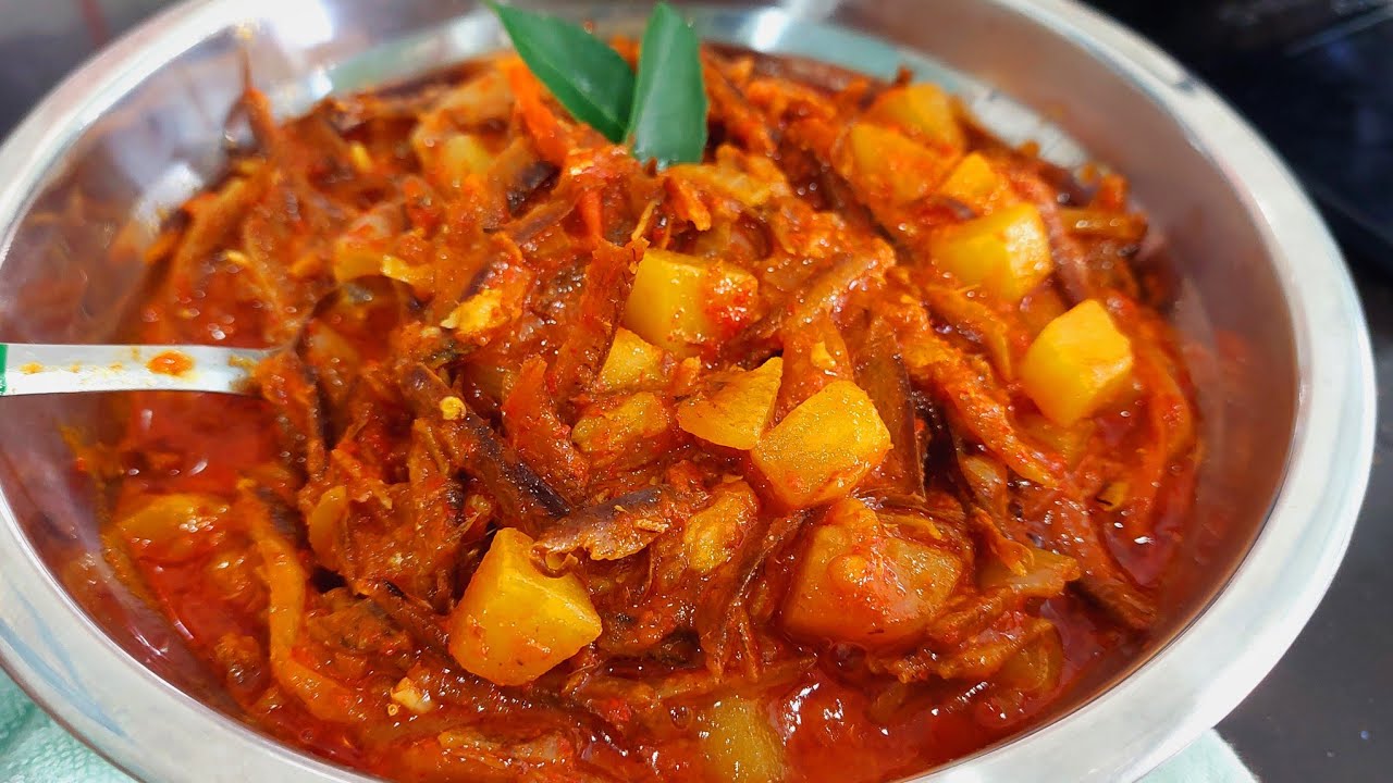 SAMBAL KENTANG IKAN BILIS dan KACANG KARA GORENG/ AVARAKKAI PERATAL, best comfort meal 👌
