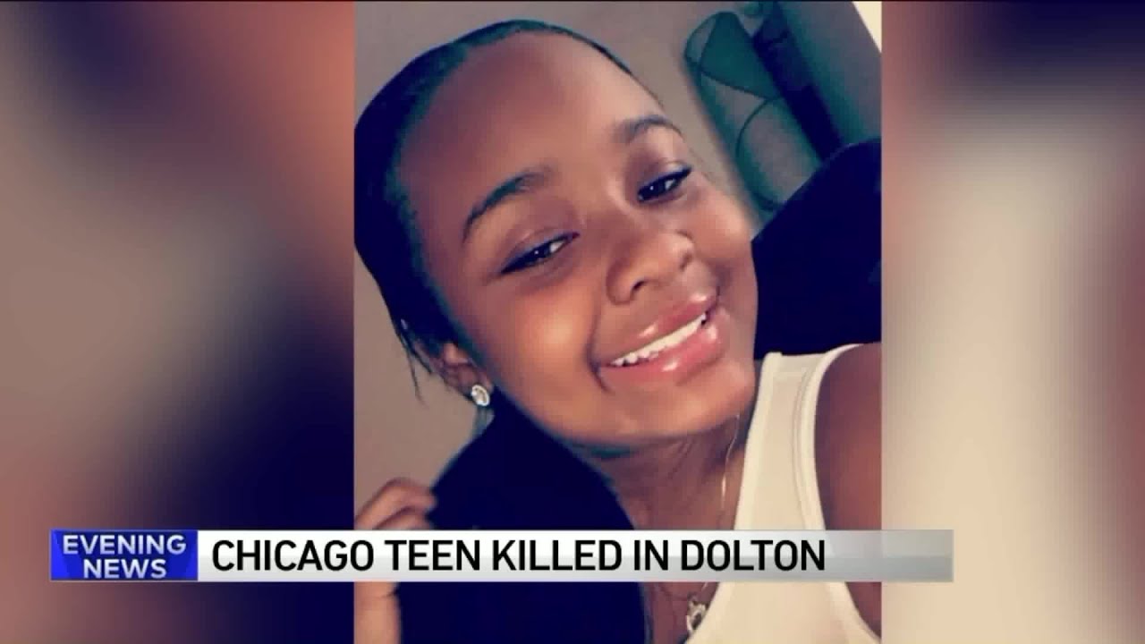 16-year-old fatally shot outside Dolton convenience store