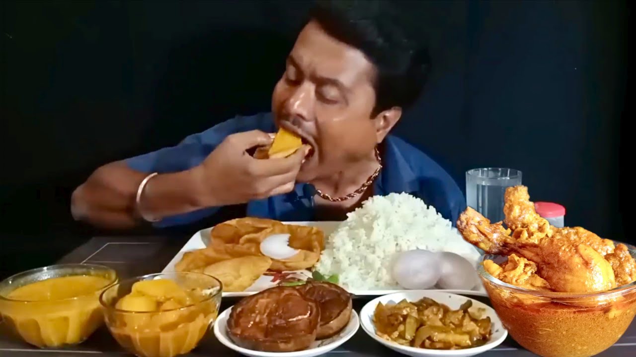 🍚Rice With Chicken Curry🍗 & Luchi (Puri)😋 With Kashmiri Alu Dum🥔 & Begun Khashi🍆 & Chular Dal🤤 Asmr🍴