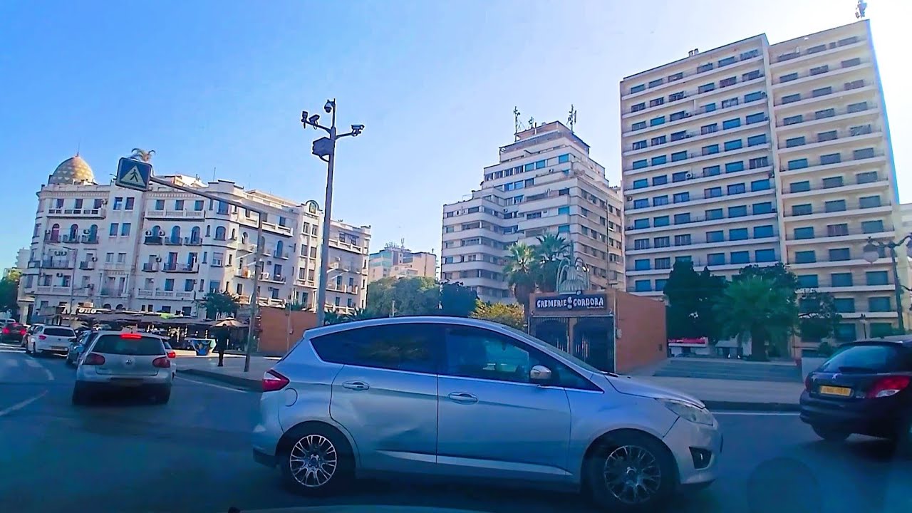 تابعو جولة رائعة في مدينة وهران الباهية FRONT DE MER ORAN