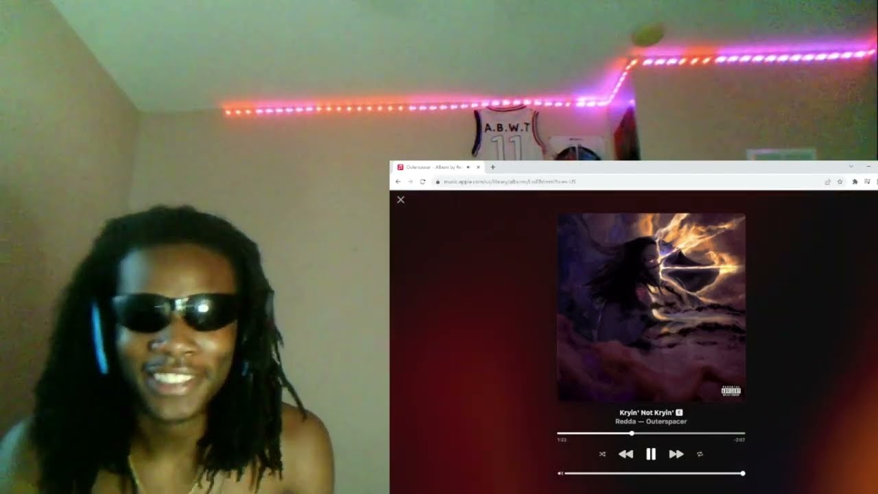 Redda Outerspacer Album reaction ;)