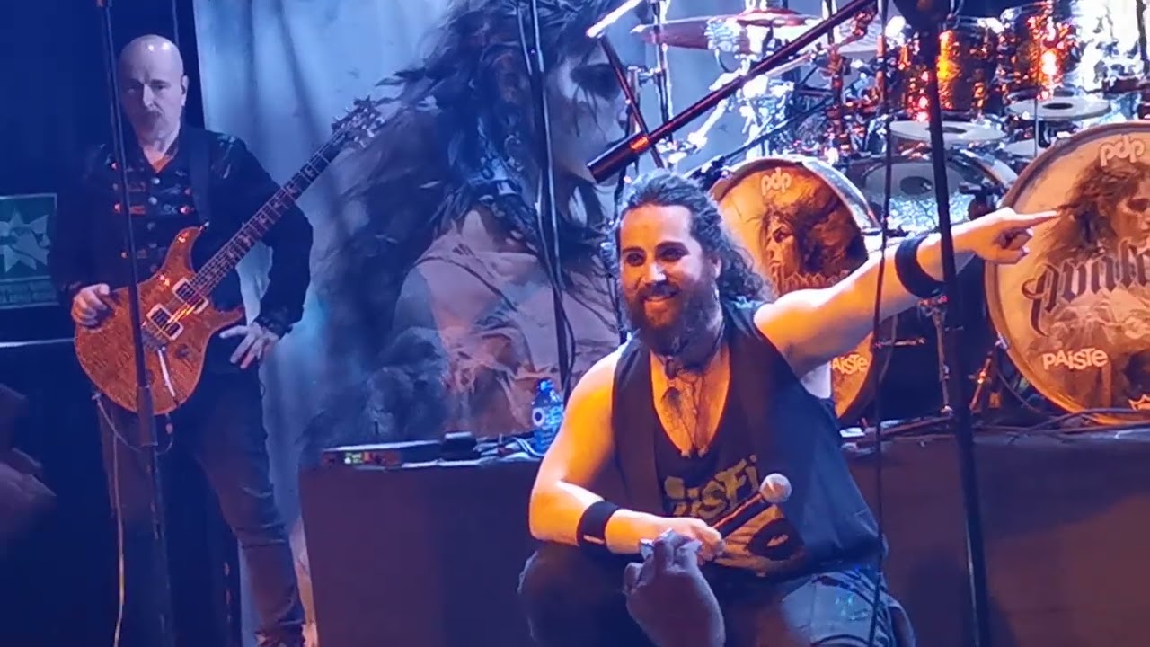 AVALANCH  - Niño en Madrid el 1 de abril de 2023.