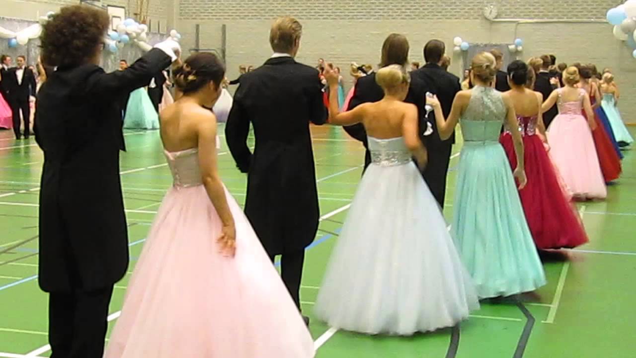Keravan lukio - Wanhojen tanssit 2016 (1/4)