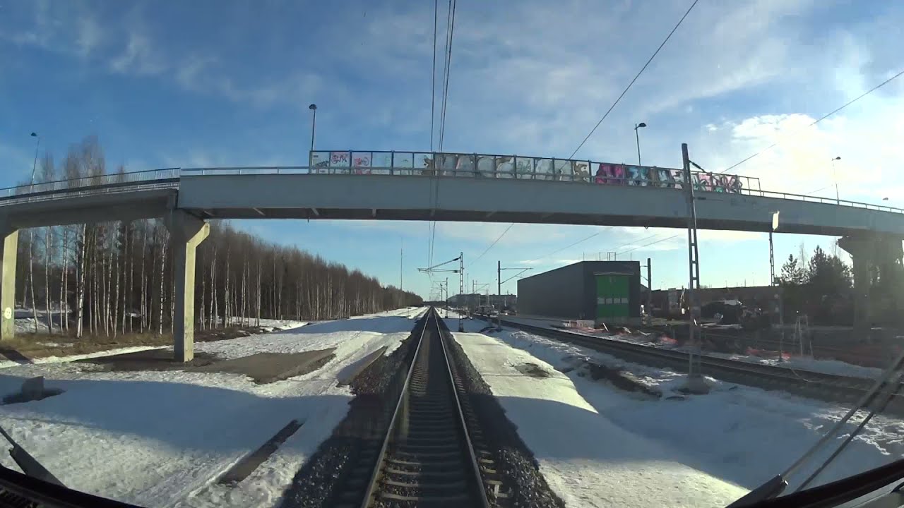 Intercity Train From Oulu To Ylivieska. Intercity-juna Oulusta Ylivieskaan
