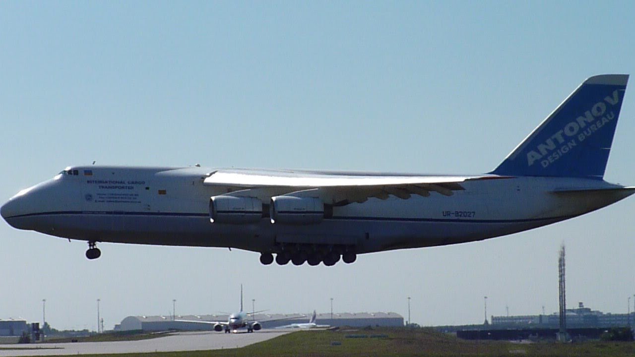 Antonov AN-124 Landing on RWY 08L@Leipzig/Halle Airport LEJ/EDDP