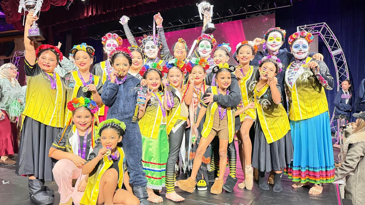 Viva La Vida, Double Platinum 1st Place, Placing 1st in their category and 1st overall Showstopper