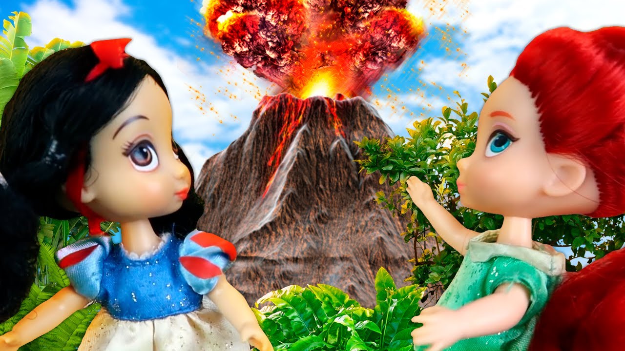 ¡Las Junior visitan la cima de un Volcan! Princesas de Disney