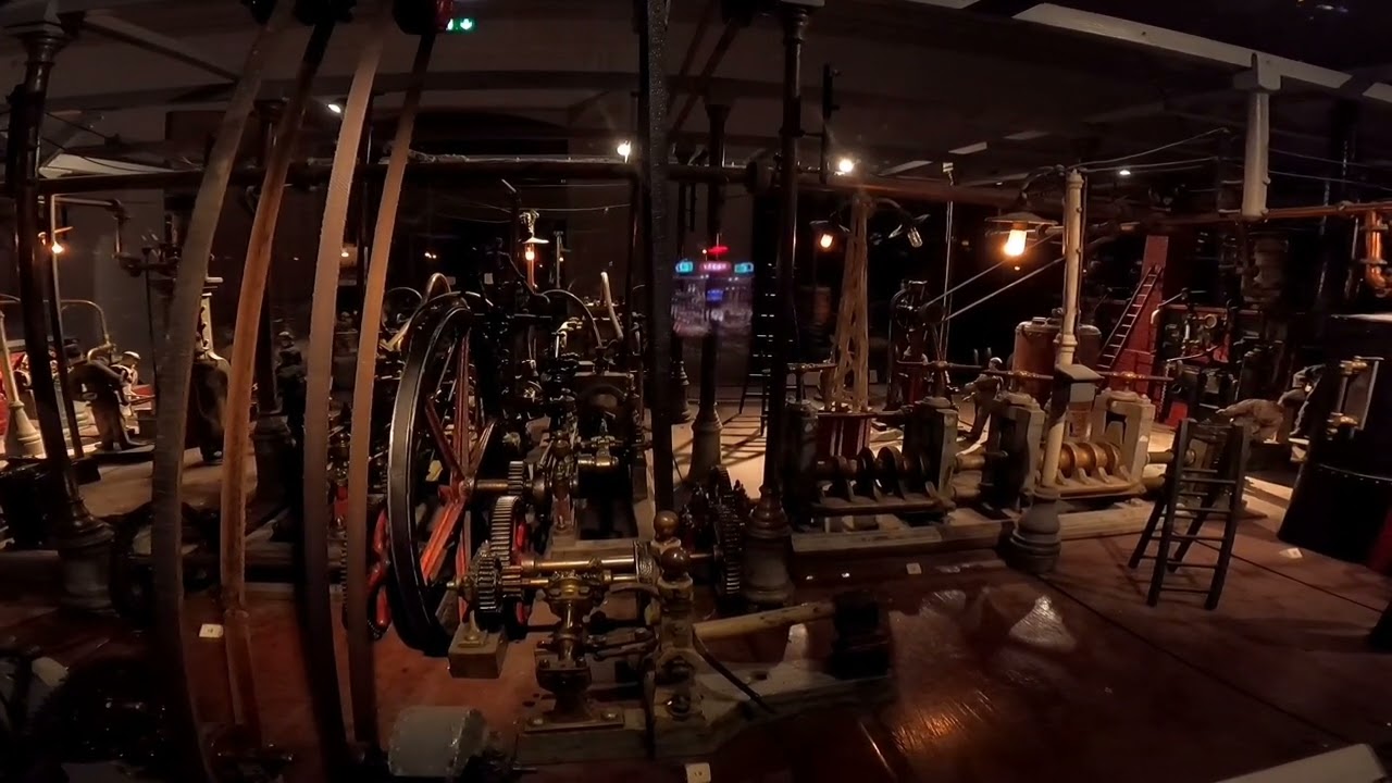 Le Creusot - Le musee d l'Homme et de l'industrie