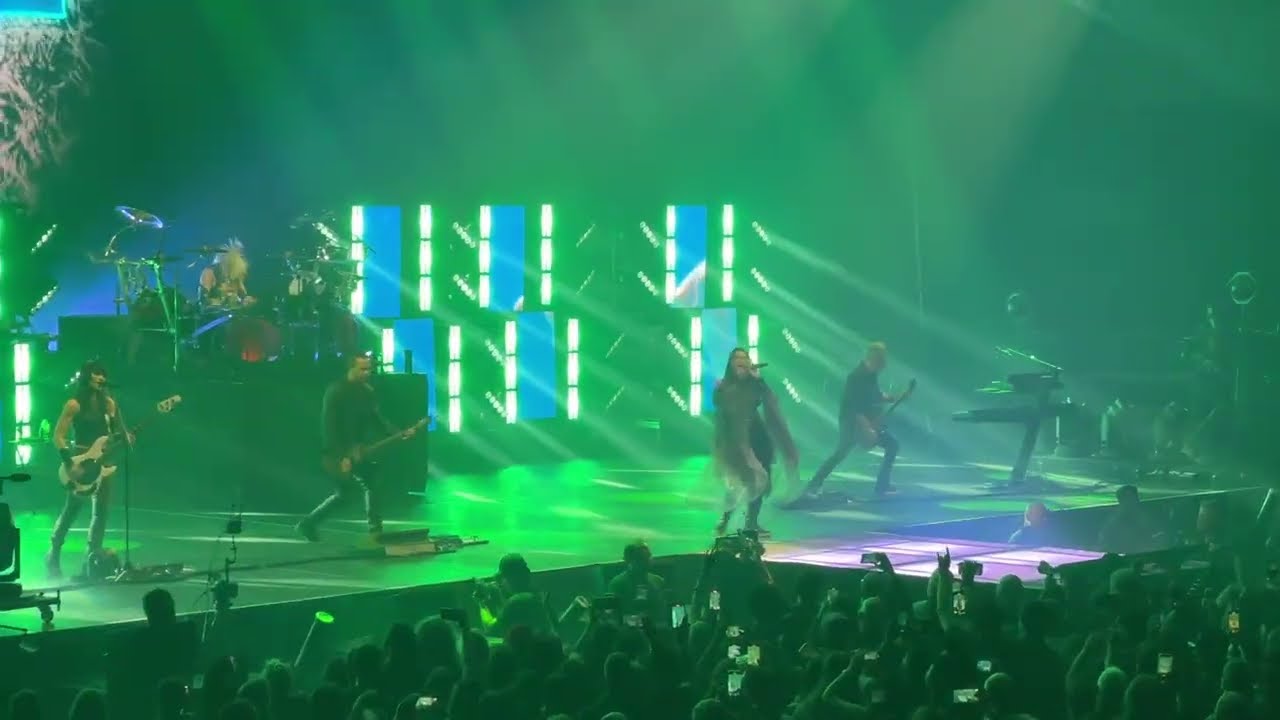 Evanescence - Going Under (Live @ Canada Life Place 2024)