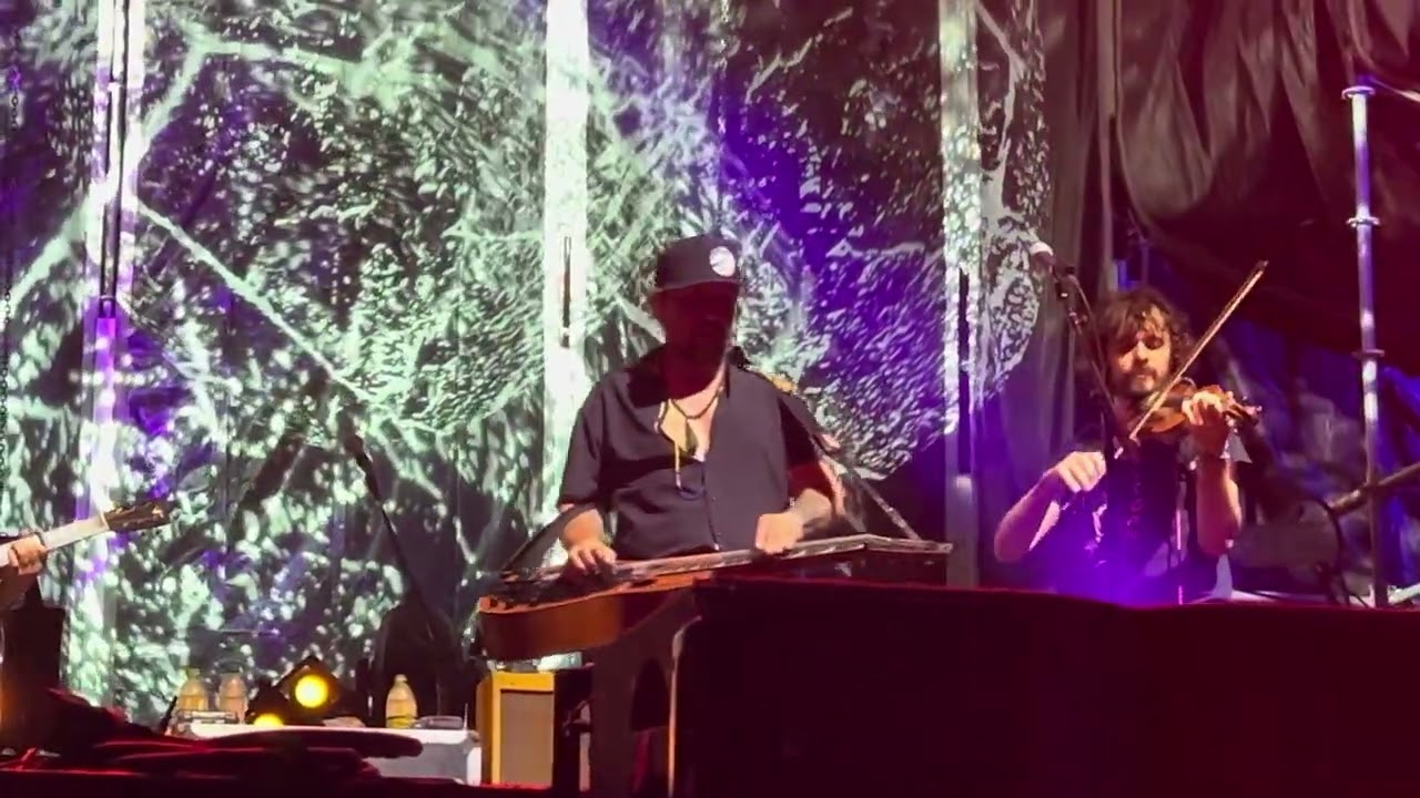 “Screams” [Enhanced] - Greensky Bluegrass with John Mailander - 12/13/2025 - Strings & Sol