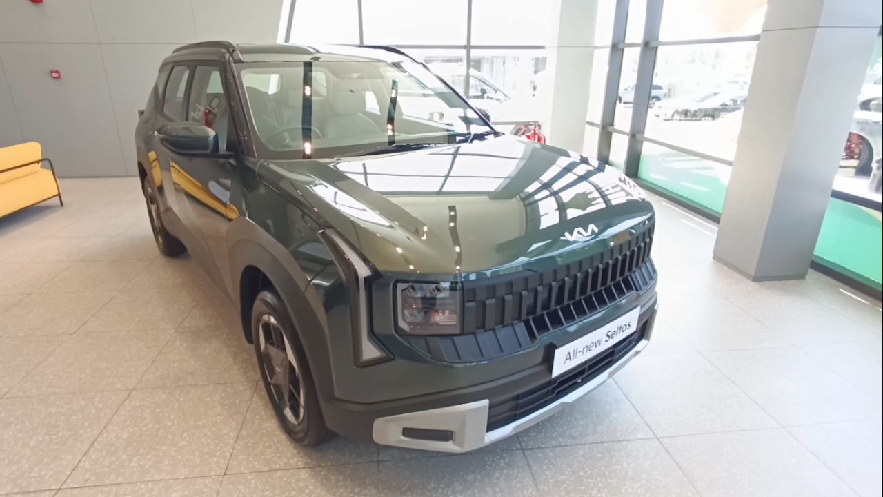 Kia Seltos HTK Pewter Olive 1.5 IVT (SP3i) walkaround (Brunei)