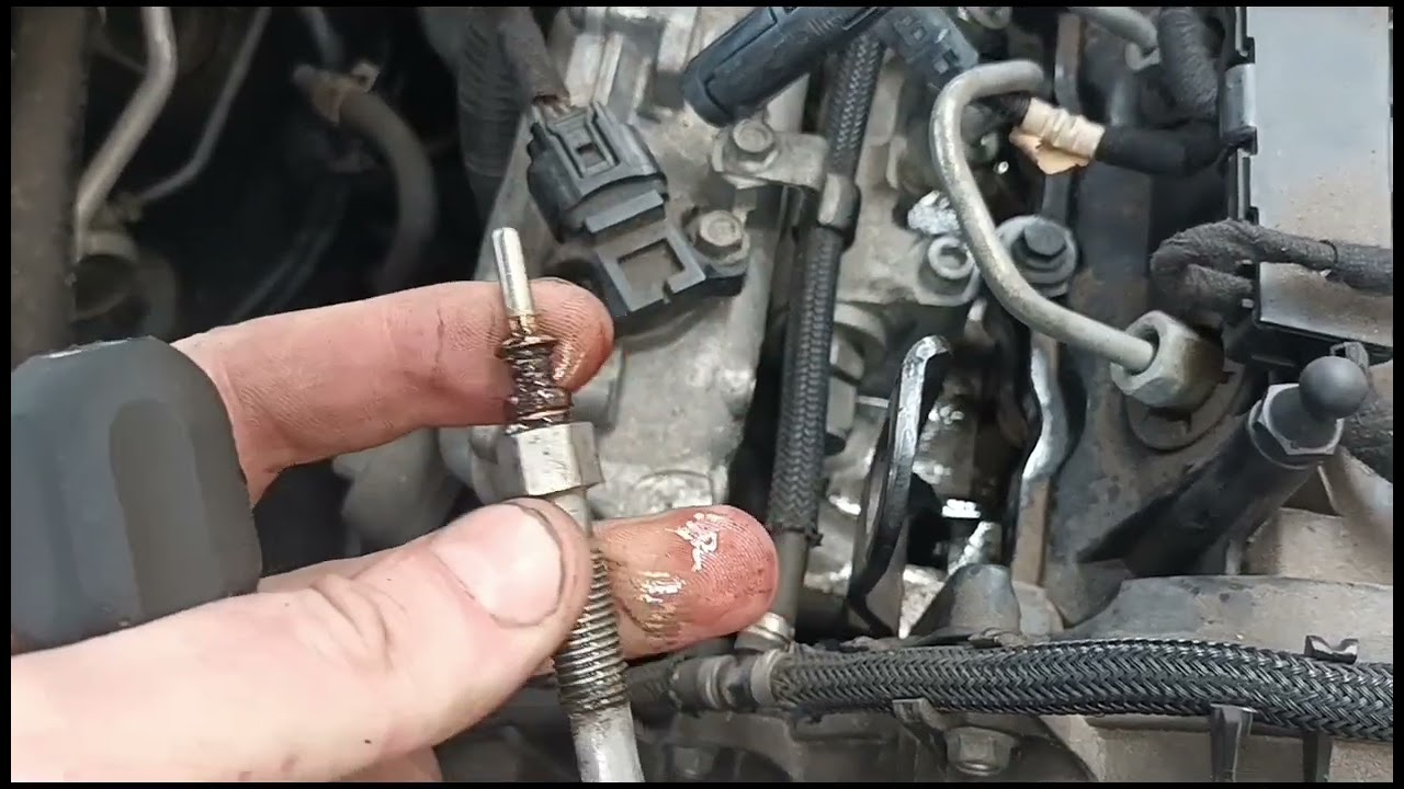 Замена и снятие свечей накаливания Vauxhall Opel Astra 1.7 CDTi