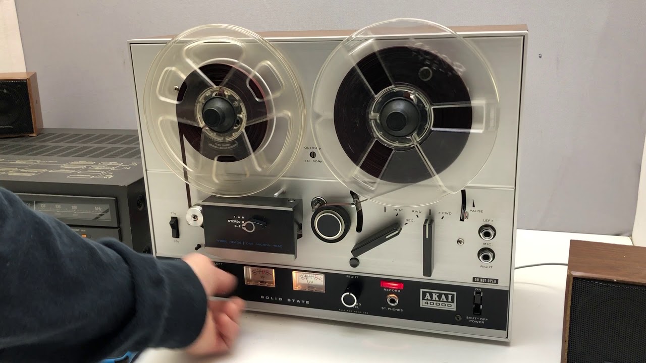 AKAI 4000D Reel to Reel Tape Deck Demo