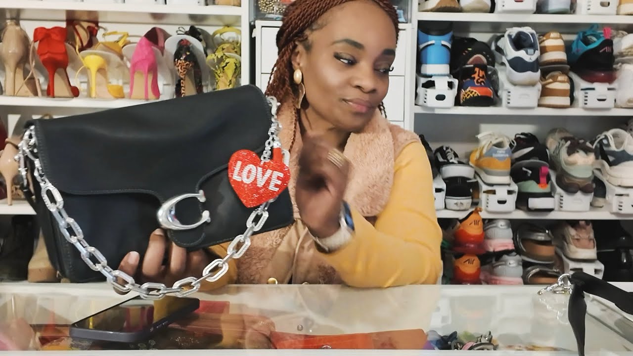 “COACH Chain Tabby Shoulder Bag | What Fits!”