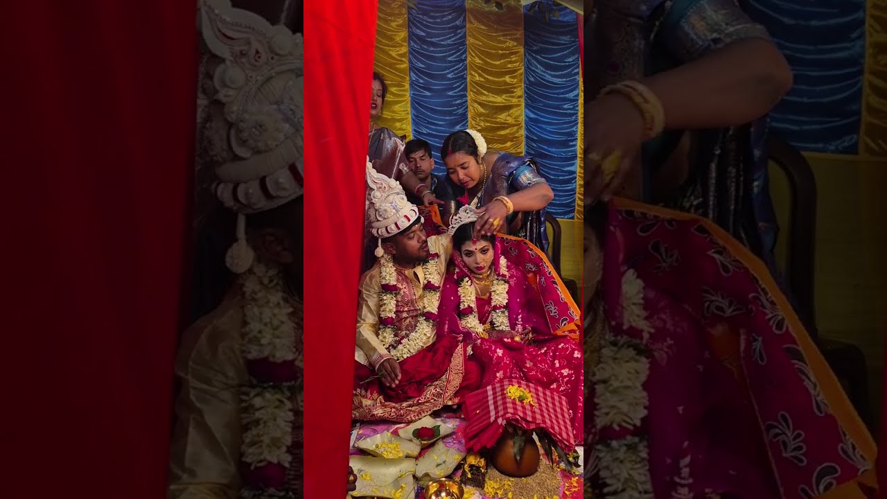 বাড়ির পাশে  এক সঙ্গীতা বোনের বিয়ে..😊😊